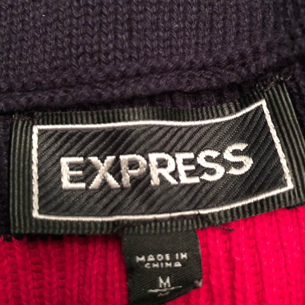 EXPRESS Pull Over Sweater - Picture 2 of 2